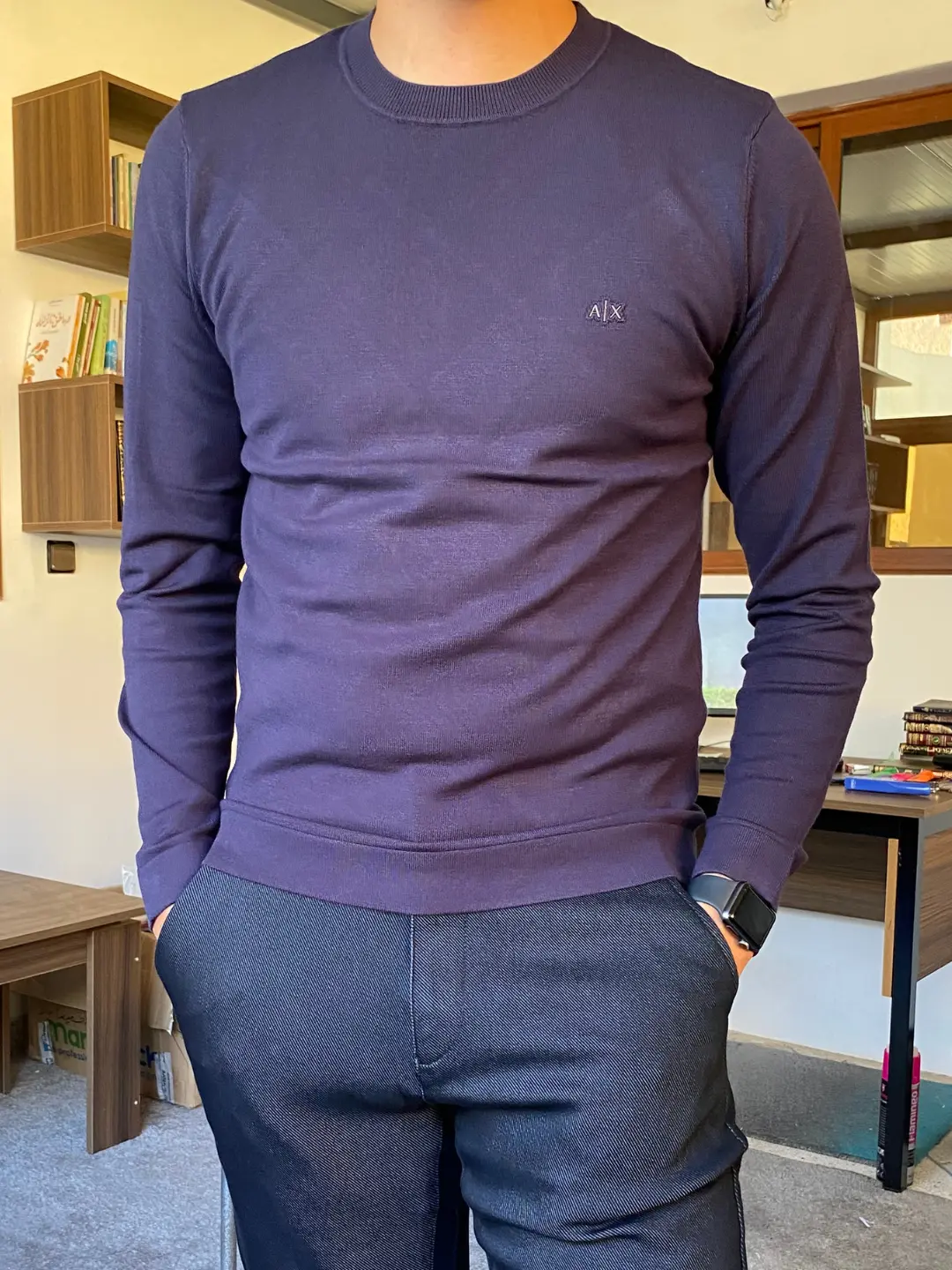 Pull Col Rond AE en Maille – Allure Minimaliste & Business – Image 2
